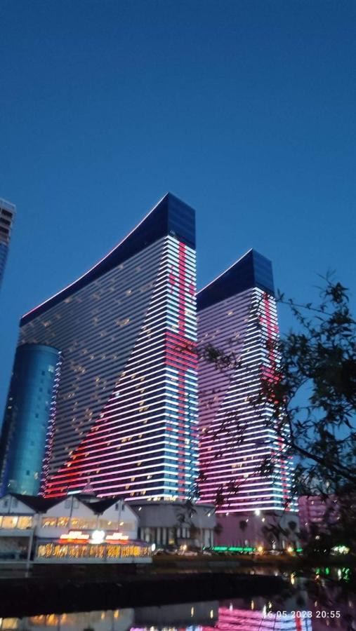 Orbi City- Twin Towers Corpus C Batumi Bagian luar foto
